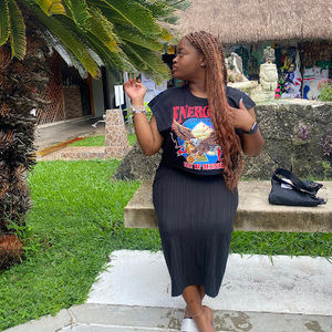 Meet your Posher, Reagan